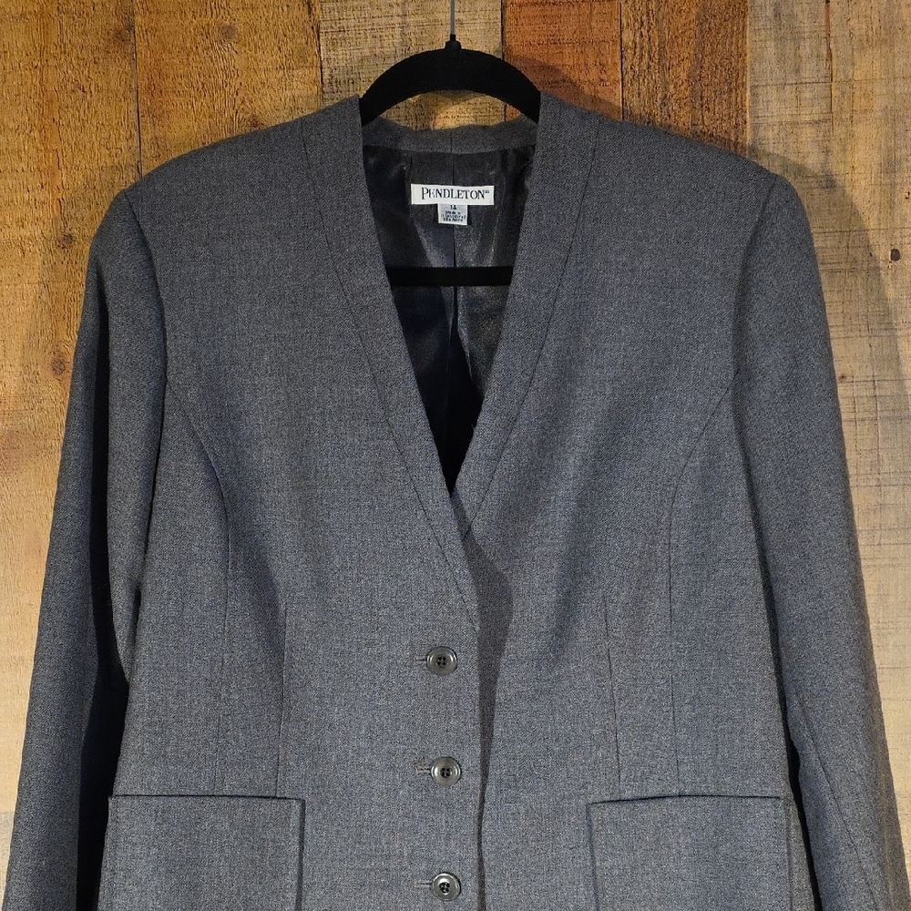 Pendleton Virgin Wool Gray Blazer EUC - image 4